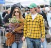 IMG/jpg/summer-glau-farmers-market-los-angeles-paparazzi-gq-08.jpg