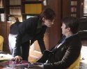 IMG/jpg/nathan-fillion-castle-tv-series-1x01-stills-mq-06.jpg