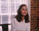 IMG/jpg/sarah-michelle-gellar-a-woman-named-jackie-tv-series-screencaps-mq-0 (...)