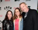 IMG/jpg/eliza-dushku-cbgb-the-movie-premiere-gq-09.jpg