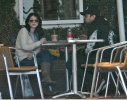 IMG/jpg/michelle-trachtenberg-drinking-smoking-with-friend-paparazzi-gq-18.j (...)