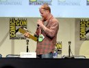 IMG/jpg/joss-whedon-comic-con-2015-gq-07.jpg