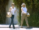 IMG/jpg/sarah-michelle-gellar-with-her-mother-paparazzi-hq-02-1500.jpg