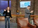 IMG/jpg/alyson-hannigan-craig-ferguson-show-september-2005-screencaps-gq-02- (...)