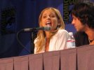 IMG/jpg/sarah-michelle-gellar-san-diego-comic-con-2004-fan-photos-gq-02.jpg