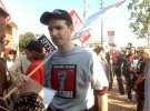 IMG/jpg/03-drew-goddard-writers-guild-of-america-strike-november-2007-mq-02. (...)