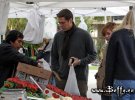 IMG/jpg/alyson-hannigan-alexis-denisof-brentwood-farmers-market-nov-21-2004- (...)