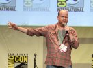 IMG/jpg/joss-whedon-comic-con-2015-gq-05.jpg