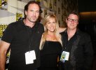 IMG/jpg/julie-benz-punisher-war-zone-movie-2008-comic-con-panel-hq-04-1500.j (...)