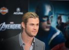 IMG/jpg/the-avengers-movie-los-angeles-premiere-gq-27.jpg