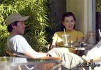 IMG/jpg/alyson-hannigan-alexis-denisof-coffee-shop-ted-danson-august-2004-hq (...)