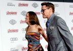 IMG/jpg/avengers-age-of-ultron-movie-premiere-gq-41.jpg