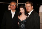 IMG/jpg/michelle-trachtenberg-badgley-mischka-spring-2007-fashion-show-hq-04 (...)