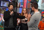 IMG/jpg/amy-adams-patrick-dempsey-mtv-total-request-live-tv-show-gq-04.jpg