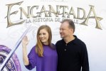 IMG/jpg/amy-adams-enchanted-movie-madrid-photocall-gq-07.jpg