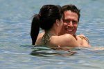 IMG/jpg/alyson-hannigan-alexis-denisof-bikini-hawaii-paparazzi-hq-18-0750.jp (...)