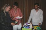 IMG/jpg/andy-hallet-birthday-project-con-02.jpg