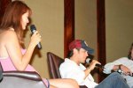 IMG/jpg/buffy-angel-firefly-cast-booster-bash-convention-july-2005-candid-ph (...)