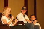 IMG/jpg/buffy-angel-firefly-cast-booster-bash-convention-july-2005-candid-ph (...)