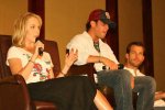 IMG/jpg/buffy-angel-firefly-cast-booster-bash-convention-july-2005-candid-ph (...)