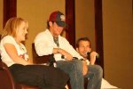 IMG/jpg/buffy-angel-firefly-cast-booster-bash-convention-july-2005-candid-ph (...)