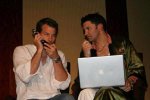 IMG/jpg/buffy-angel-firefly-cast-booster-bash-convention-july-2005-candid-ph (...)