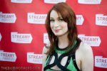 IMG/jpg/felicia-day-the-guild-web-series-cast-2009-streamy-awards-mq-36.jpg