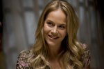 IMG/jpg/julie-benz-dexter-tv-series-2x06-stills-hq-01-1500.jpg