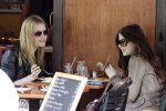 IMG/jpg/michelle-trachtenberg-bar-pitti-lunch-paparazzi-hq-06-1500.jpg