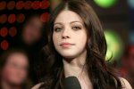 IMG/jpg/michelle-trachtenberg-total-request-live-tv-show-hq-29-1500.jpg