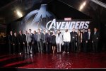 IMG/jpg/the-avengers-movie-los-angeles-premiere-gq-01.jpg