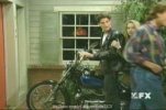 IMG/jpg/david-boreanaz-married-with-children-screencaps-mq-031.jpg