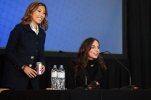 IMG/jpg/eliza-dushku-dichen-lachman-supanova-pop-culture-expo-perth-2010-mq- (...)