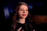 IMG/jpg/michelle-trachtenberg-the-dive-from-clausen-pier-lifetime-interview- (...)