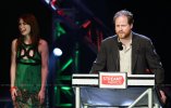 IMG/jpg/dr-horrible-web-series-cast-2009-streamy-awards-hq-02.jpg