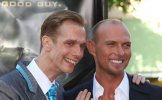 IMG/jpg/doug-jones-hellboy-2-movie-premiere-gq-09.jpg