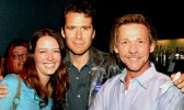 IMG/jpg/joss-whedon-buffy-angel-cast-kerry-fundraiser-event-04.jpg