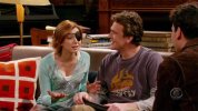 IMG/jpg/alyson-hannigan-how-i-met-your-mother-101-screencaps-gq-38.jpg