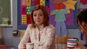 IMG/jpg/alyson-hannigan-how-i-met-your-mother-1x05-screencaps-gq-02.jpg