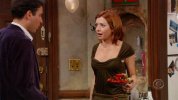 IMG/jpg/alyson-hannigan-how-i-met-your-mother-1x05-screencaps-gq-09.jpg