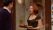 IMG/jpg/alyson-hannigan-how-i-met-your-mother-1x05-screencaps-gq-11.jpg