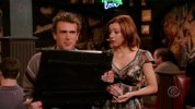 IMG/jpg/alyson-hannigan-how-i-met-your-mother-sitcom-1x07-screencaps-gq-13.j (...)