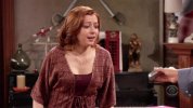 IMG/jpg/alyson-hannigan-how-i-met-your-mother-sitcom-1x12-screencaps-gq-20.j (...)