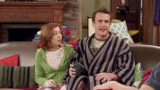 IMG/jpg/alyson-hannigan-how-i-met-your-mother-sitcom-1x13-screencaps-mq-01.j (...)