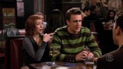 IMG/jpg/alyson-hannigan-how-i-met-your-mother-sitcom-1x14-screencaps-gq-32.j (...)