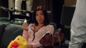 IMG/jpg/alyson-hannigan-how-i-met-your-mother-sitcom-2x05-screencaps-gq-06.j (...)