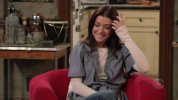 IMG/jpg/alyson-hannigan-how-i-met-your-mother-sitcom-2x07-screencaps-gq-16.j (...)