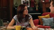 IMG/jpg/alyson-hannigan-how-i-met-your-mother-sitcom-2x09-gq-03.jpg