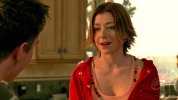 IMG/jpg/alyson-hannigan-veronica-mars-119-hot-dogs-screencaps-gq-32.jpg