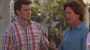 IMG/jpg/nathan-fillion-desperate-housewives-tv-series-4x01-screencaps-mq-32. (...)